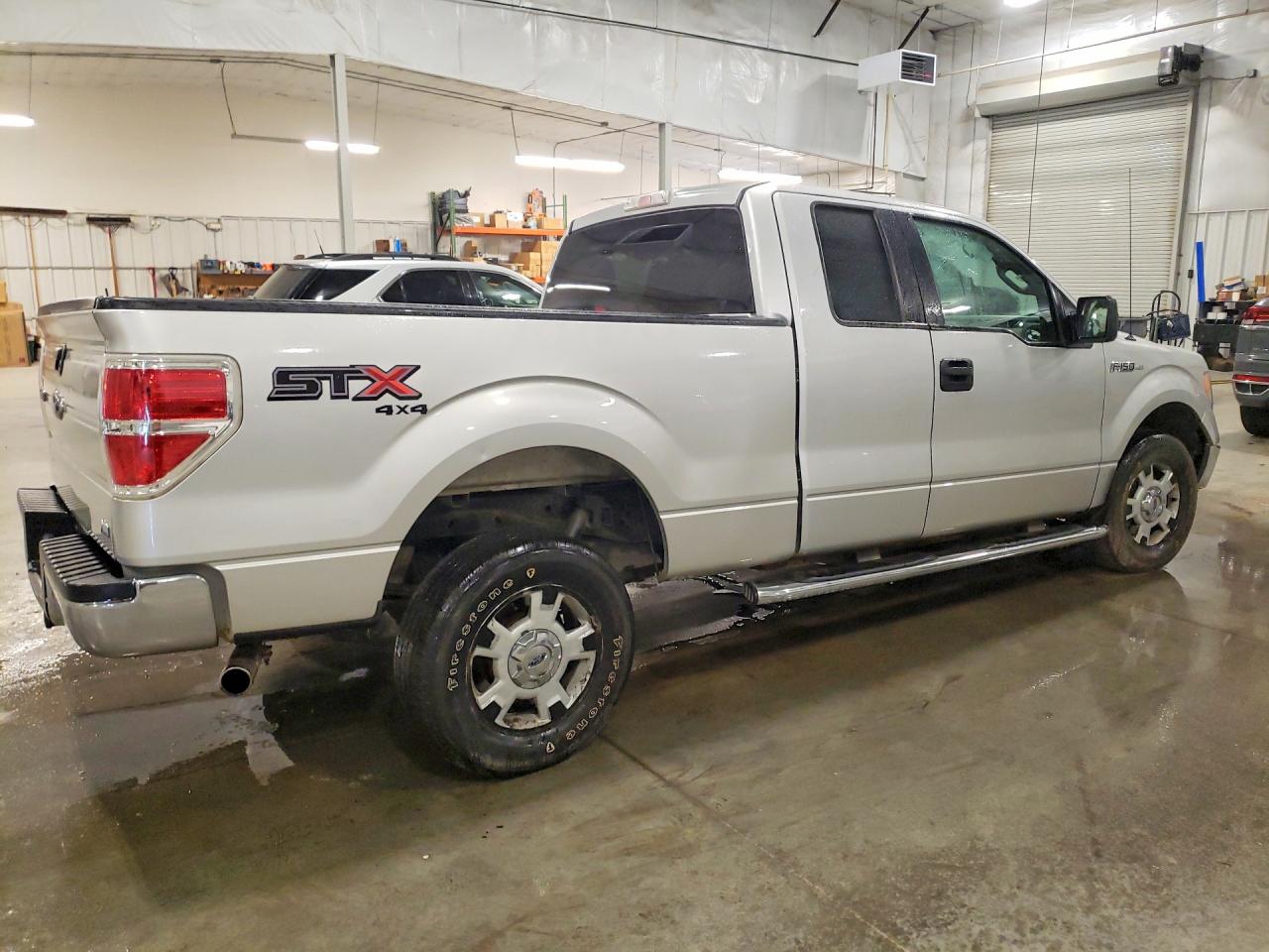 Ford F-150 Super Cab