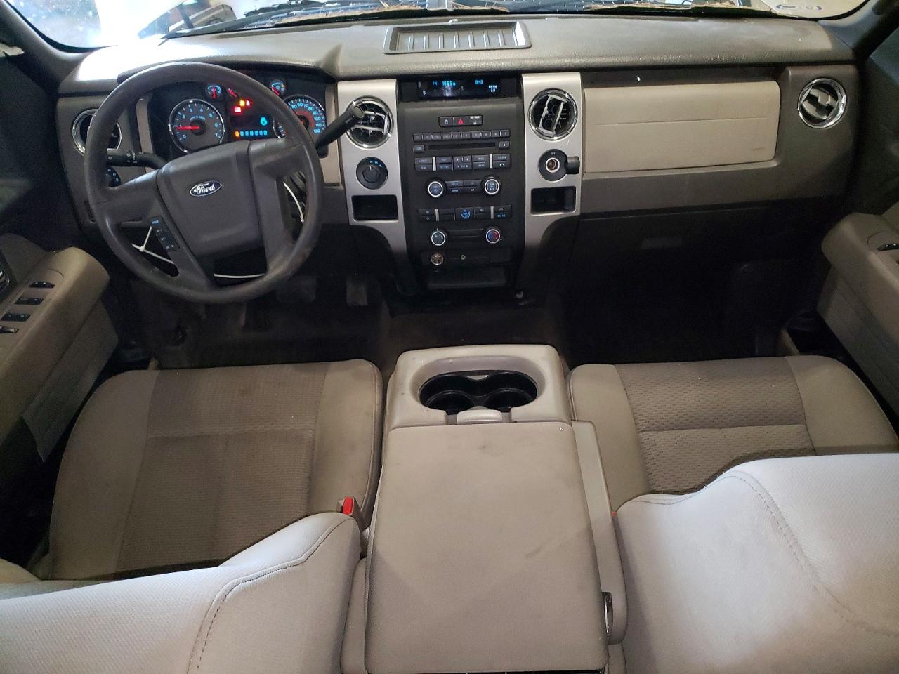Ford F-150 Super Cab