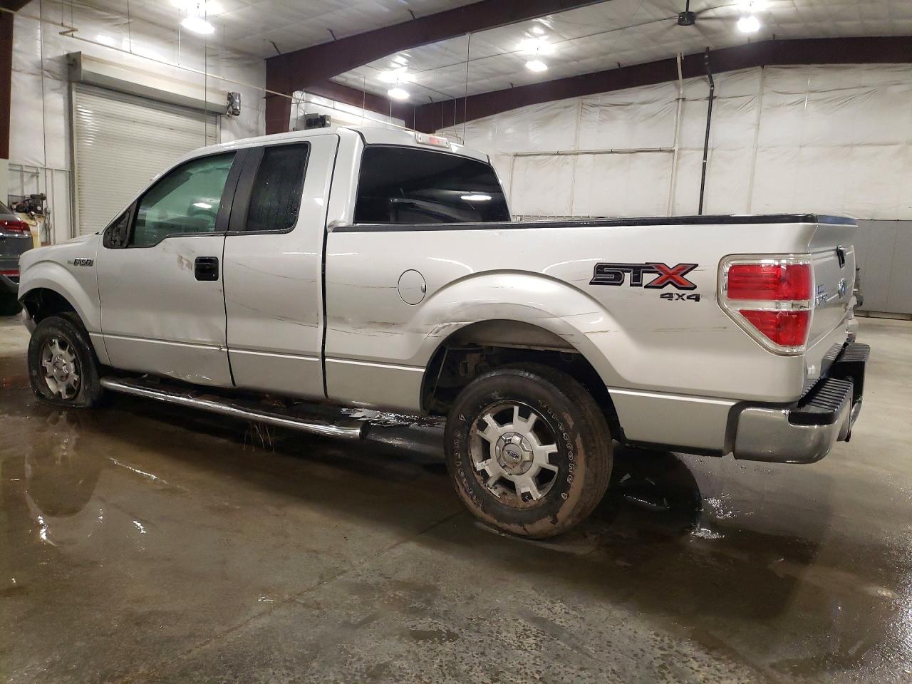 Ford F-150 Super Cab