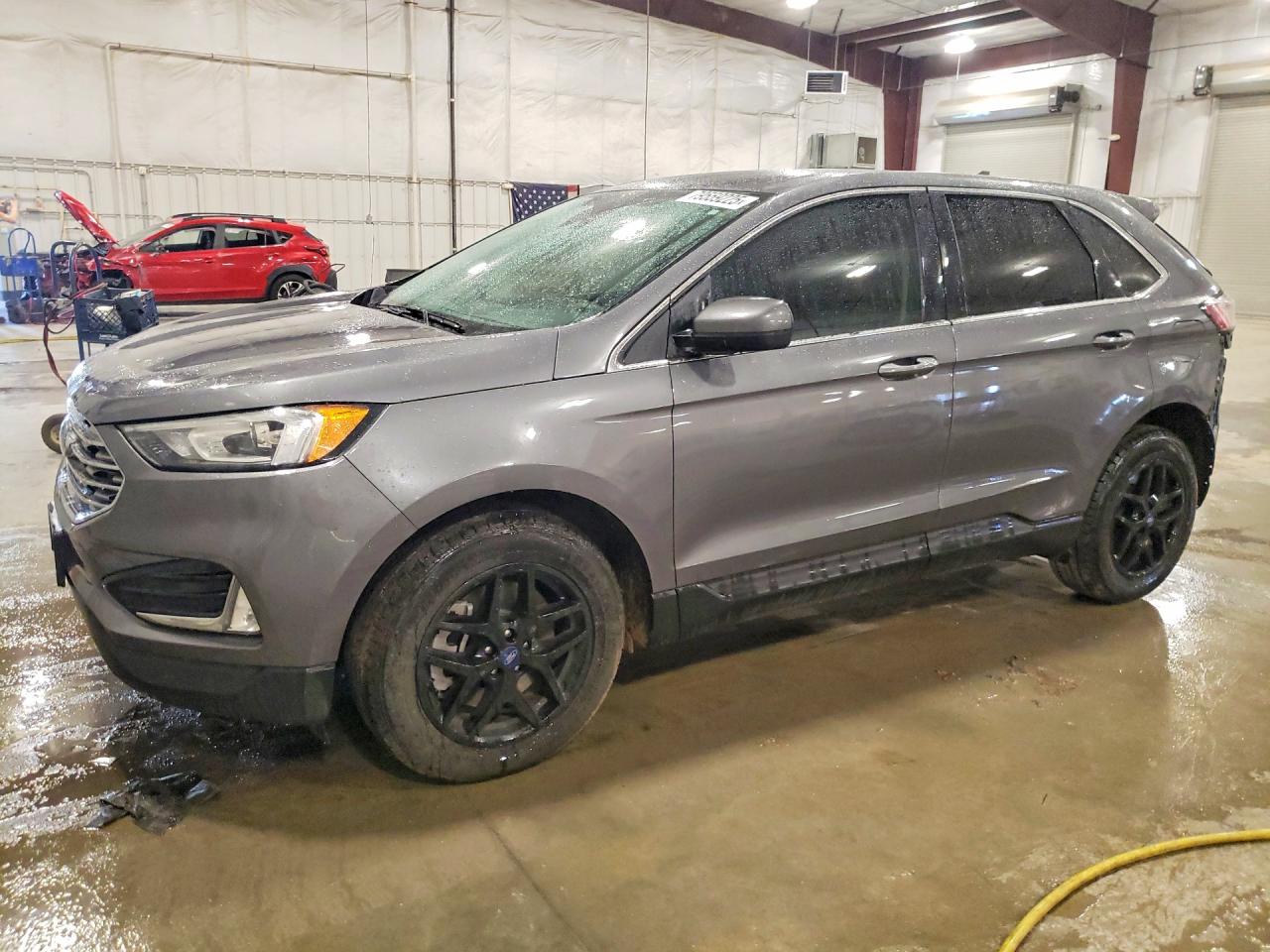 Salvage Ford Edge Image