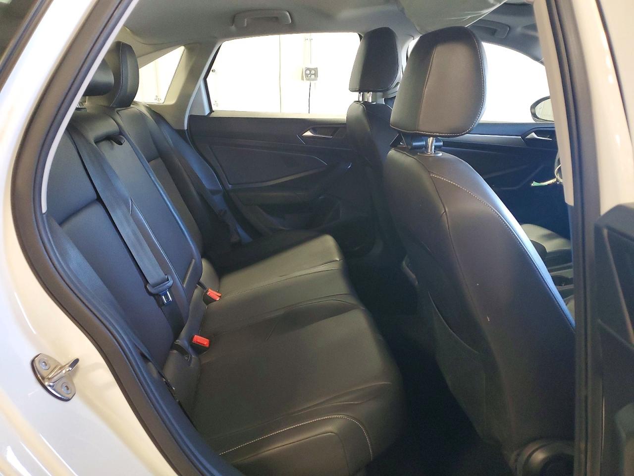 Volkswagen Jetta S