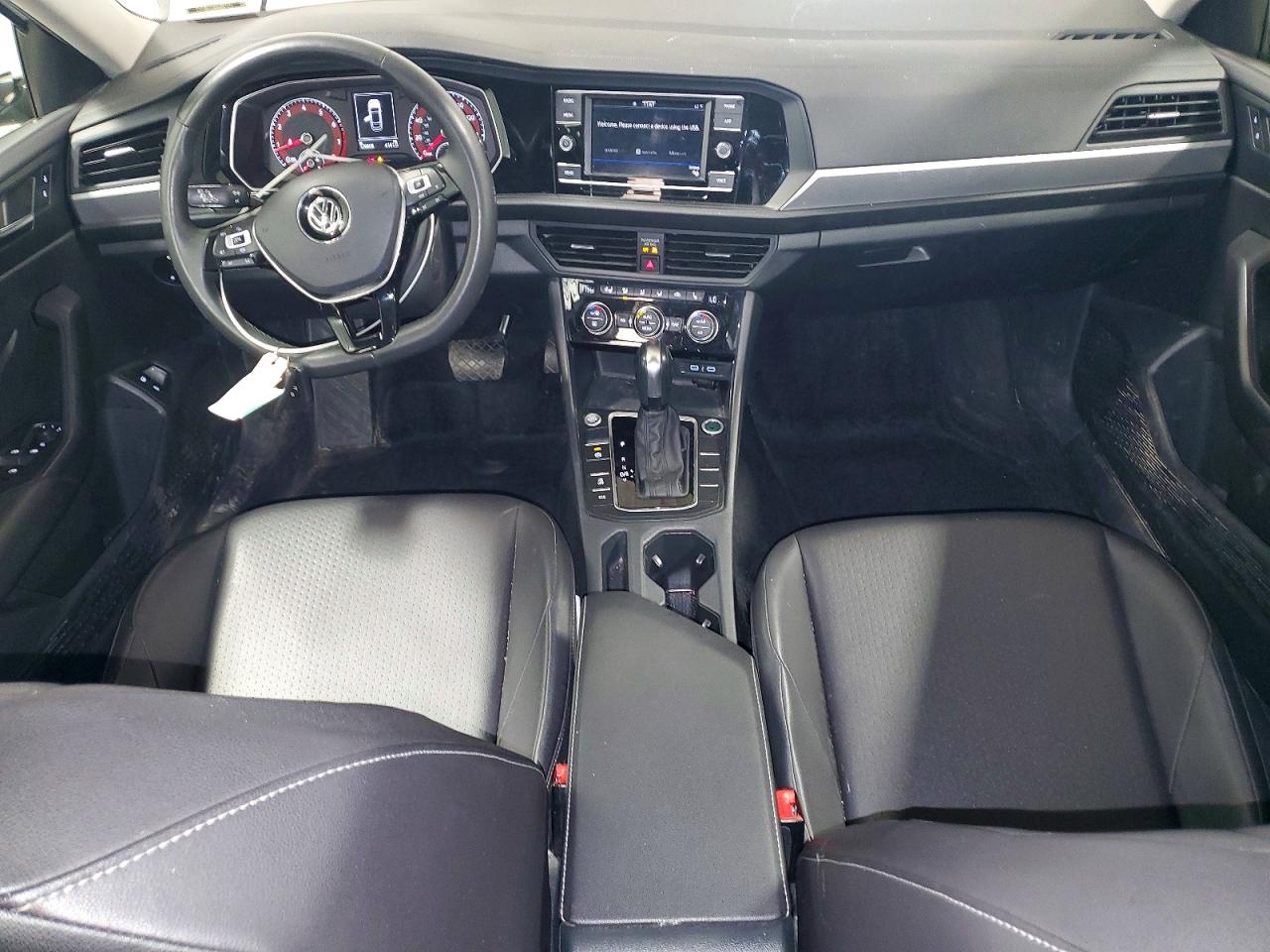 Volkswagen Jetta S