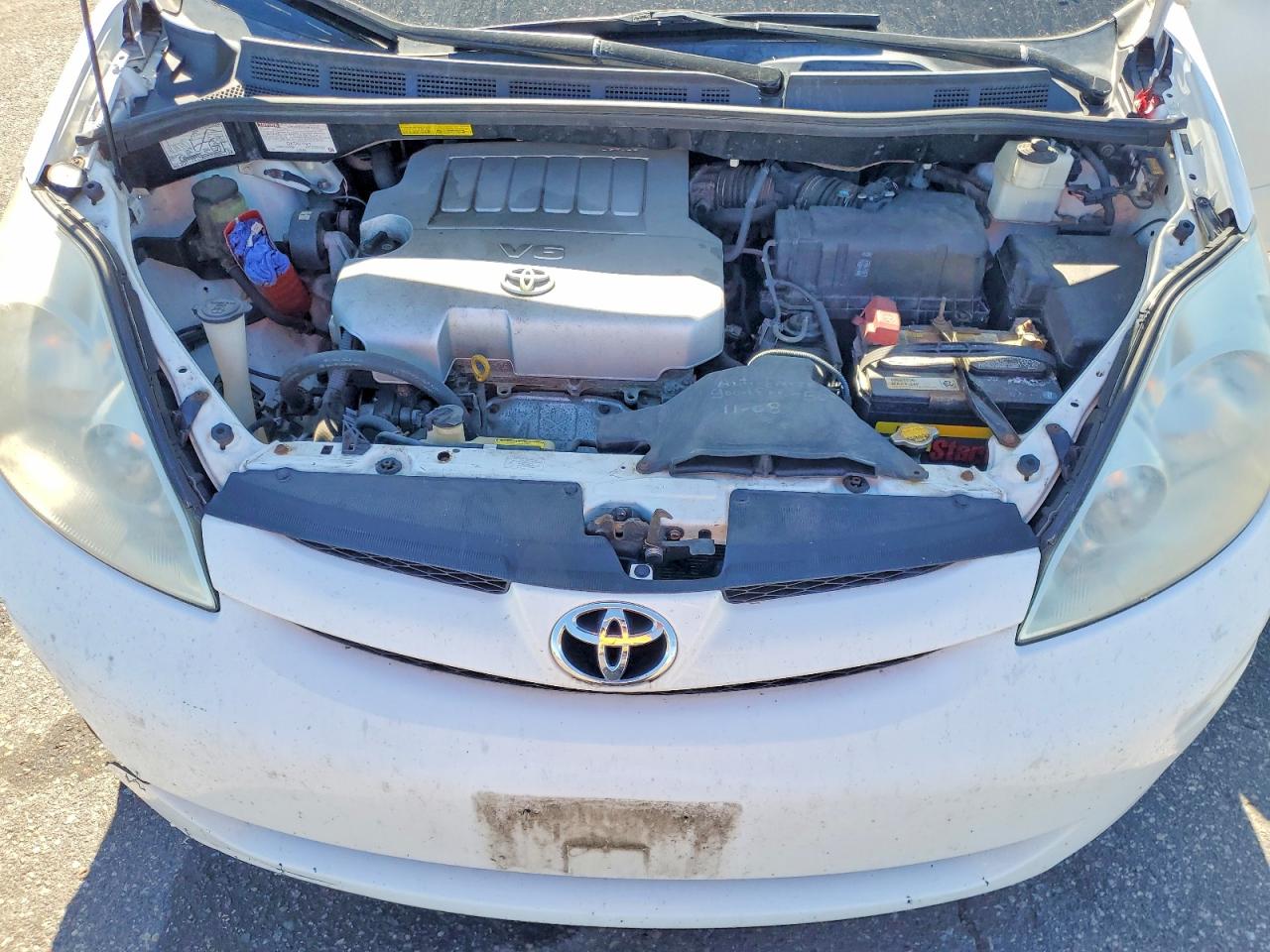 Toyota Sienna Le 7-passenger