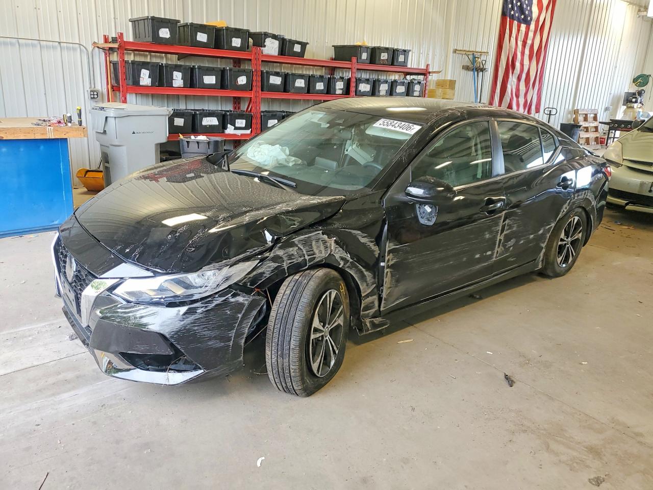 Salvage Nissan Sentra Image