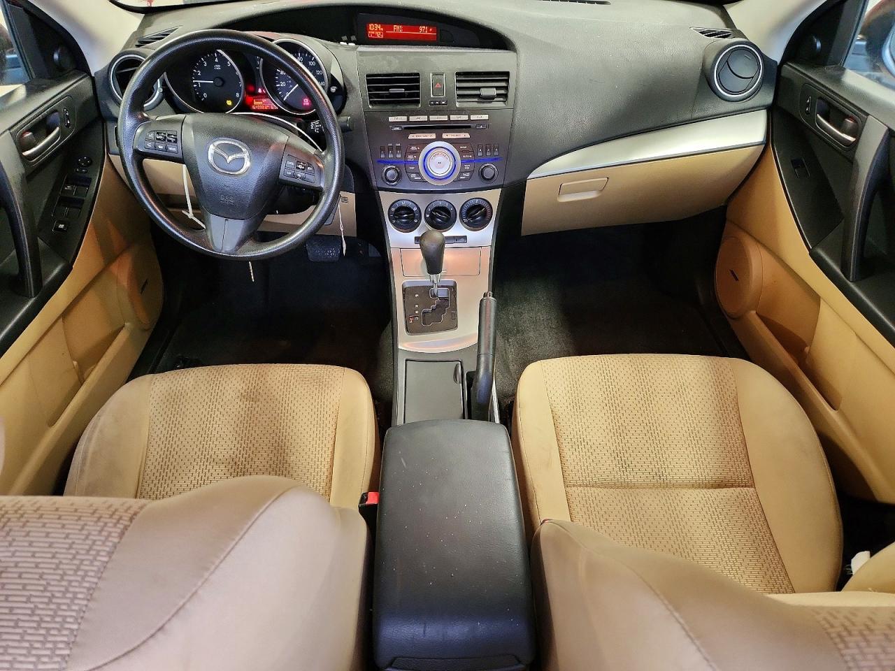 Mazda 3 I