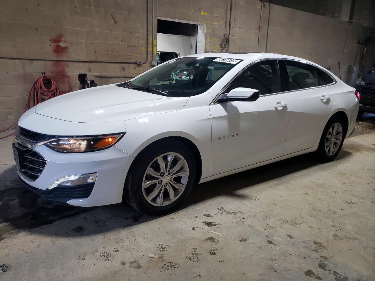 Salvage Chevrolet Malibu Image