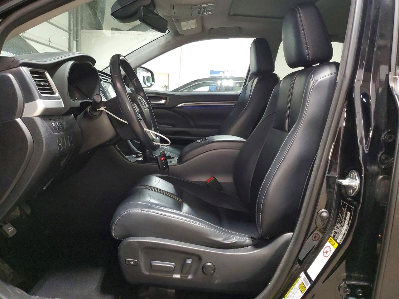 Toyota Highlander Se
