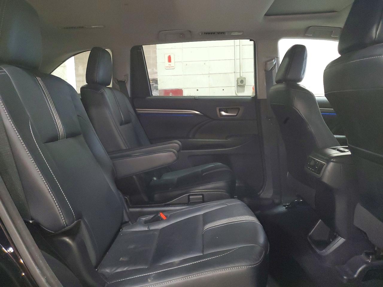 Toyota Highlander Se
