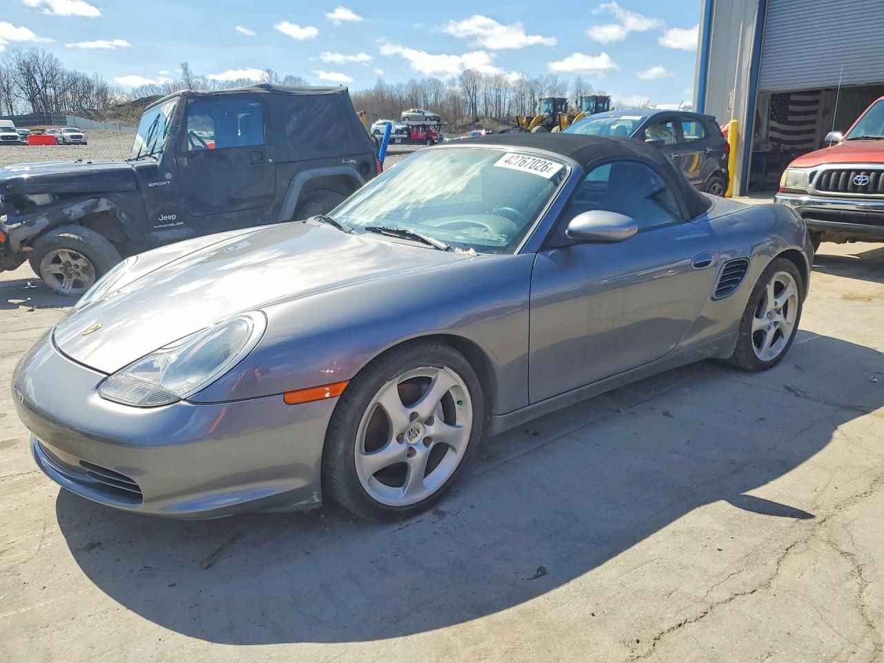 Salvage Porsche Boxster Image