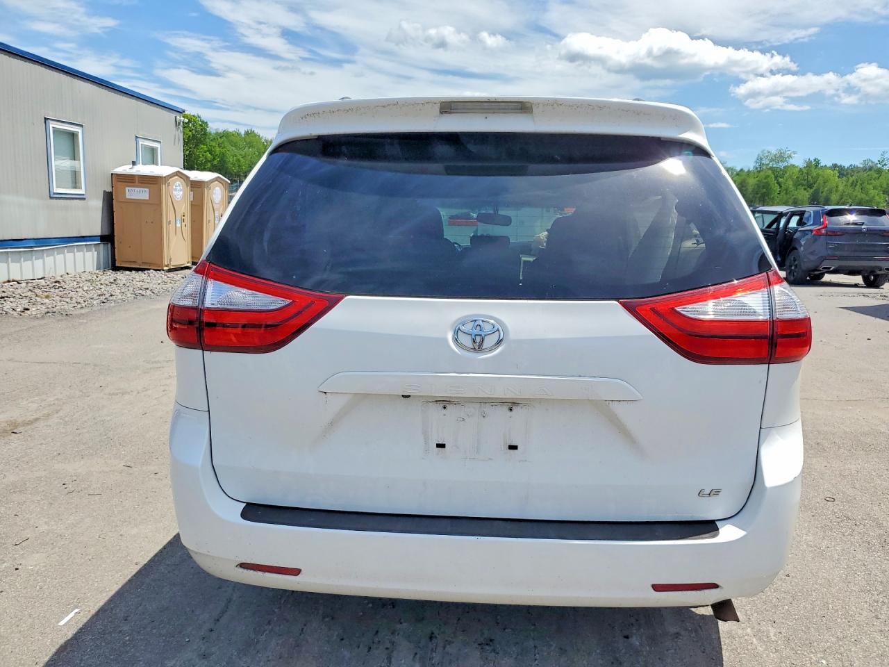 Toyota Sienna Le