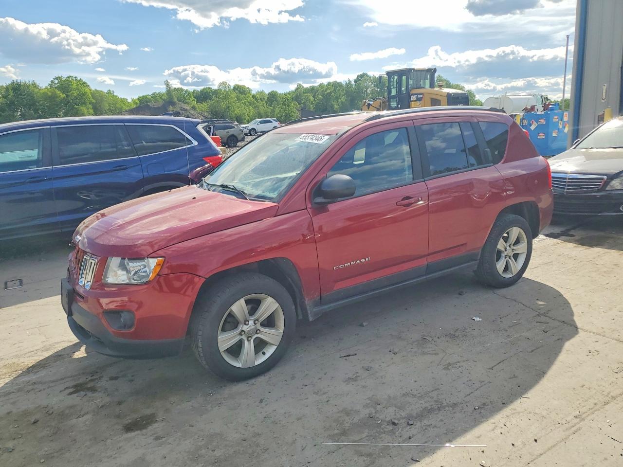 Salvage Jeep Compass Image