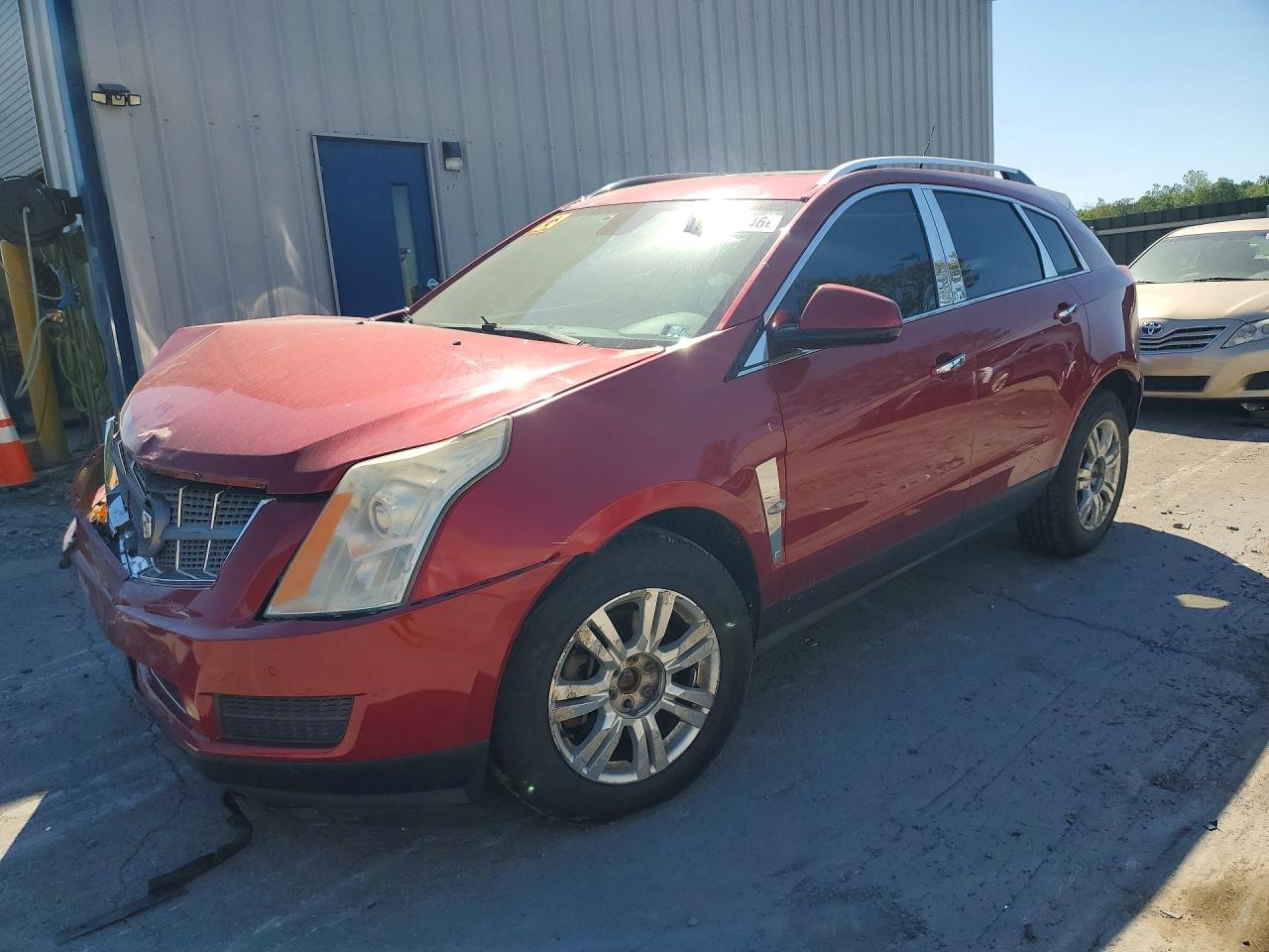 Salvage Cadillac SRX Image