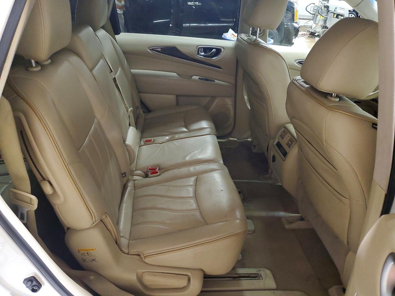 INFINITI Qx Base