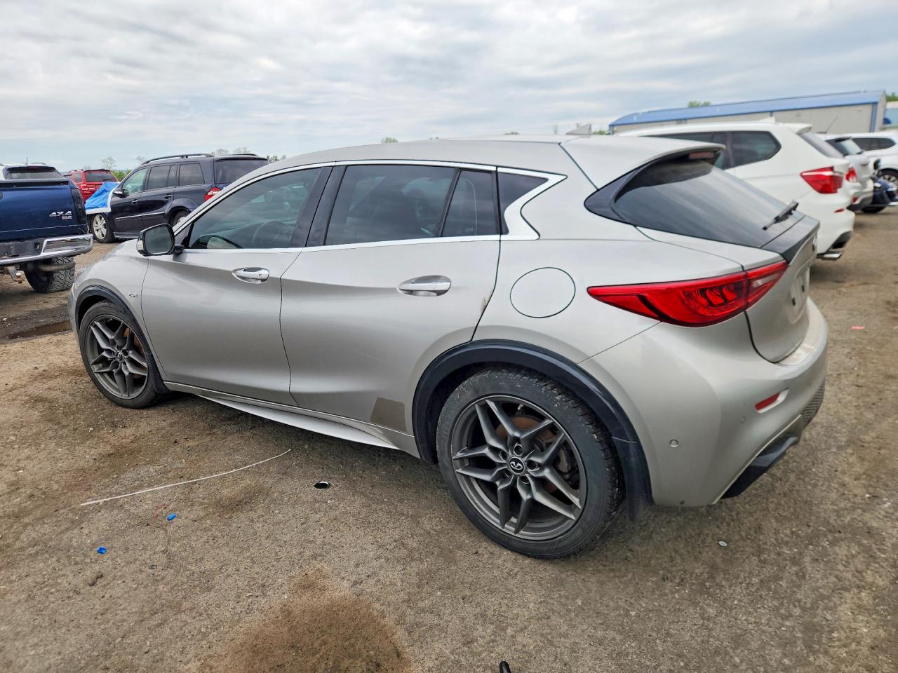 INFINITI Qx Sport