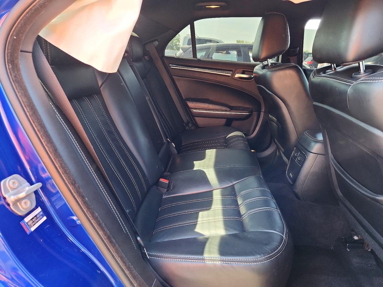 Chrysler 300 S
