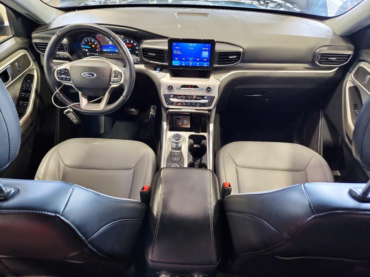 Ford Explorer Xlt