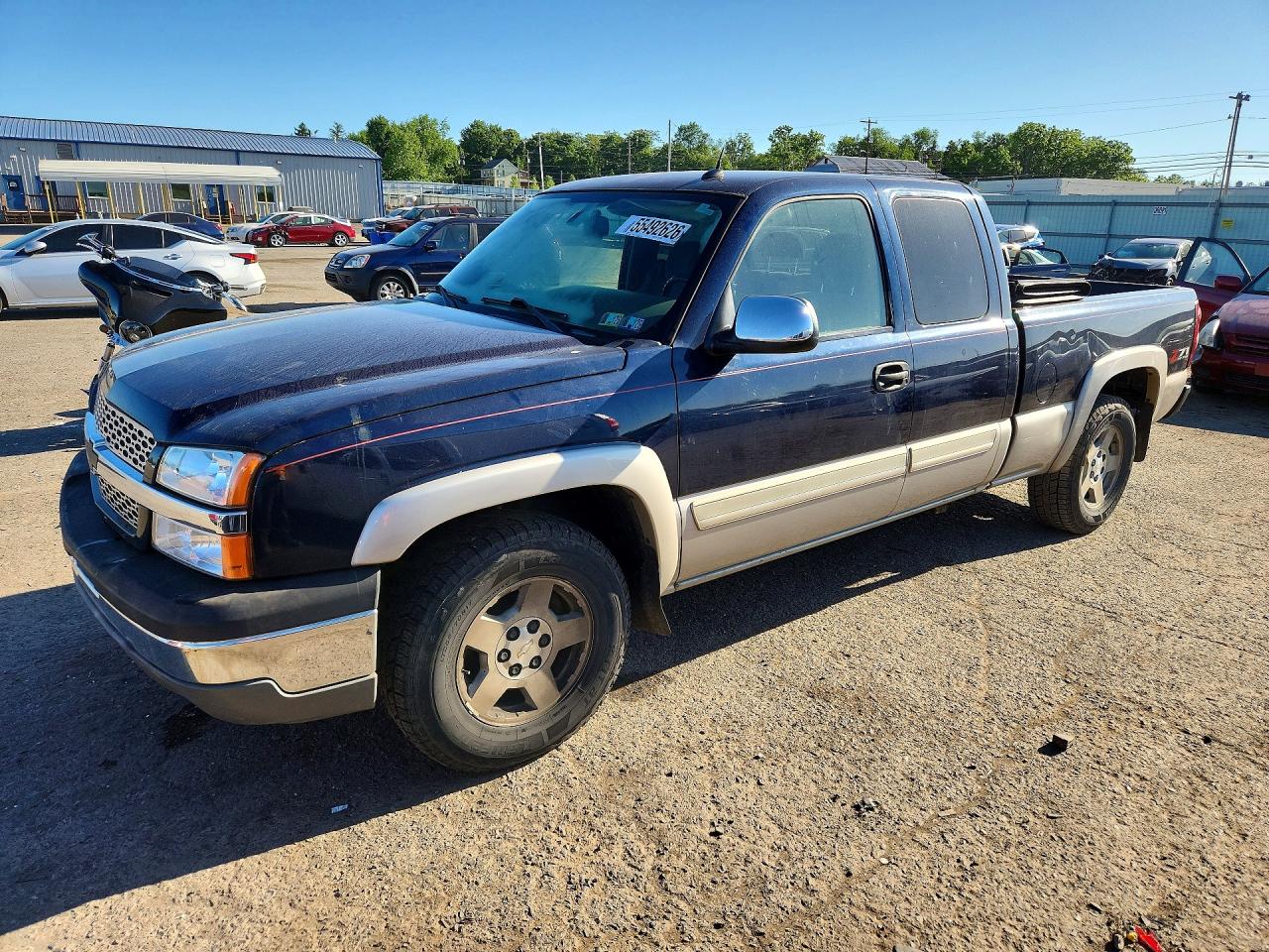 Salvage Chevrolet Silverado Image
