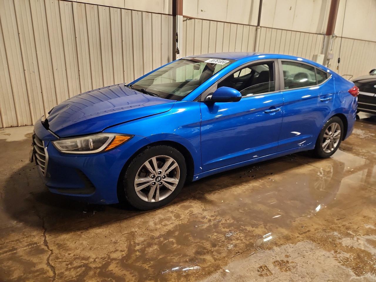 Salvage Hyundai ELANTRA Image