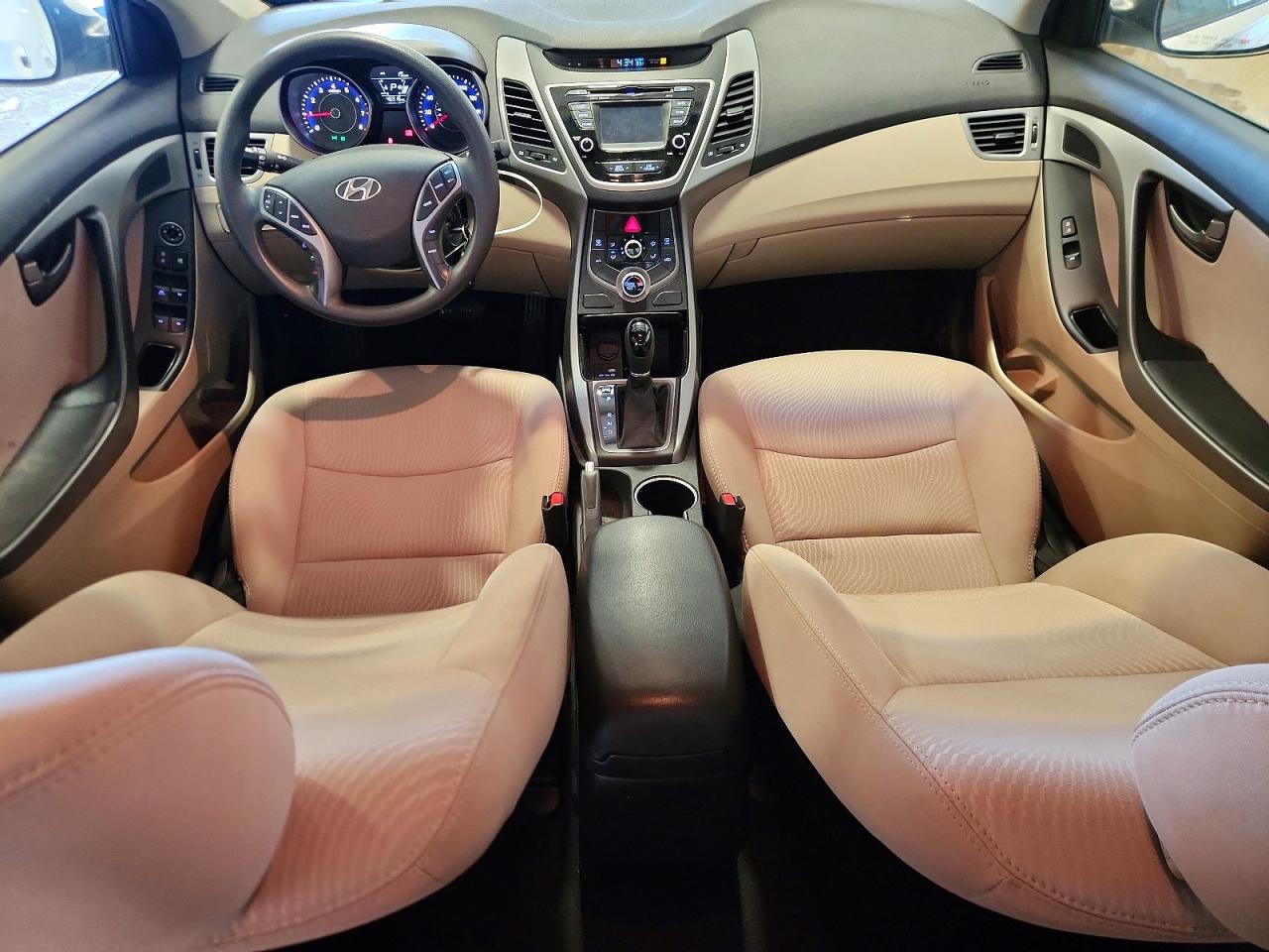 Hyundai ELANTRA Se