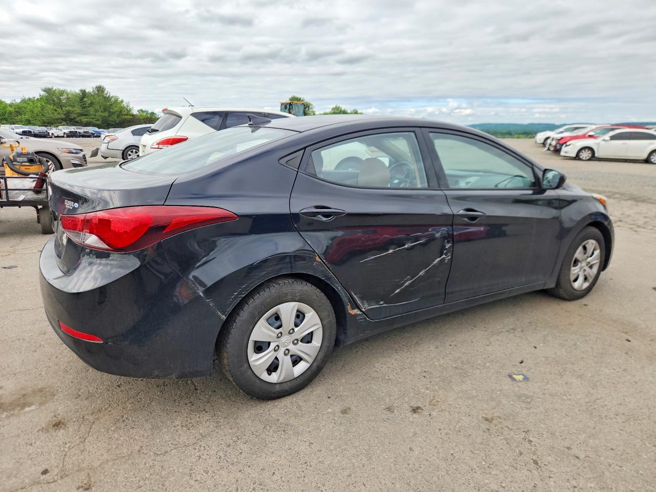 Hyundai ELANTRA Se