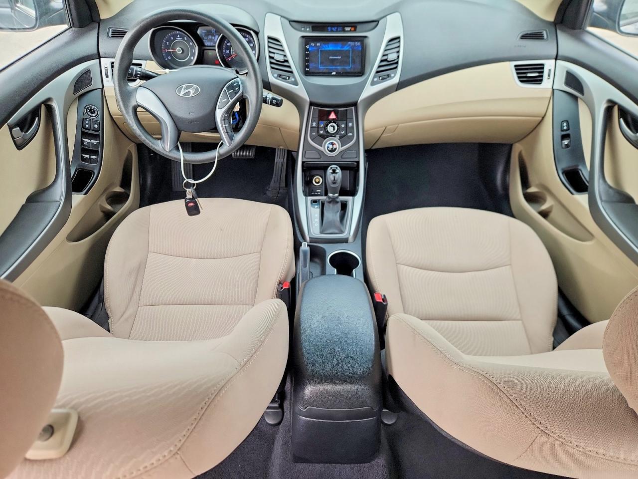 Hyundai ELANTRA Se