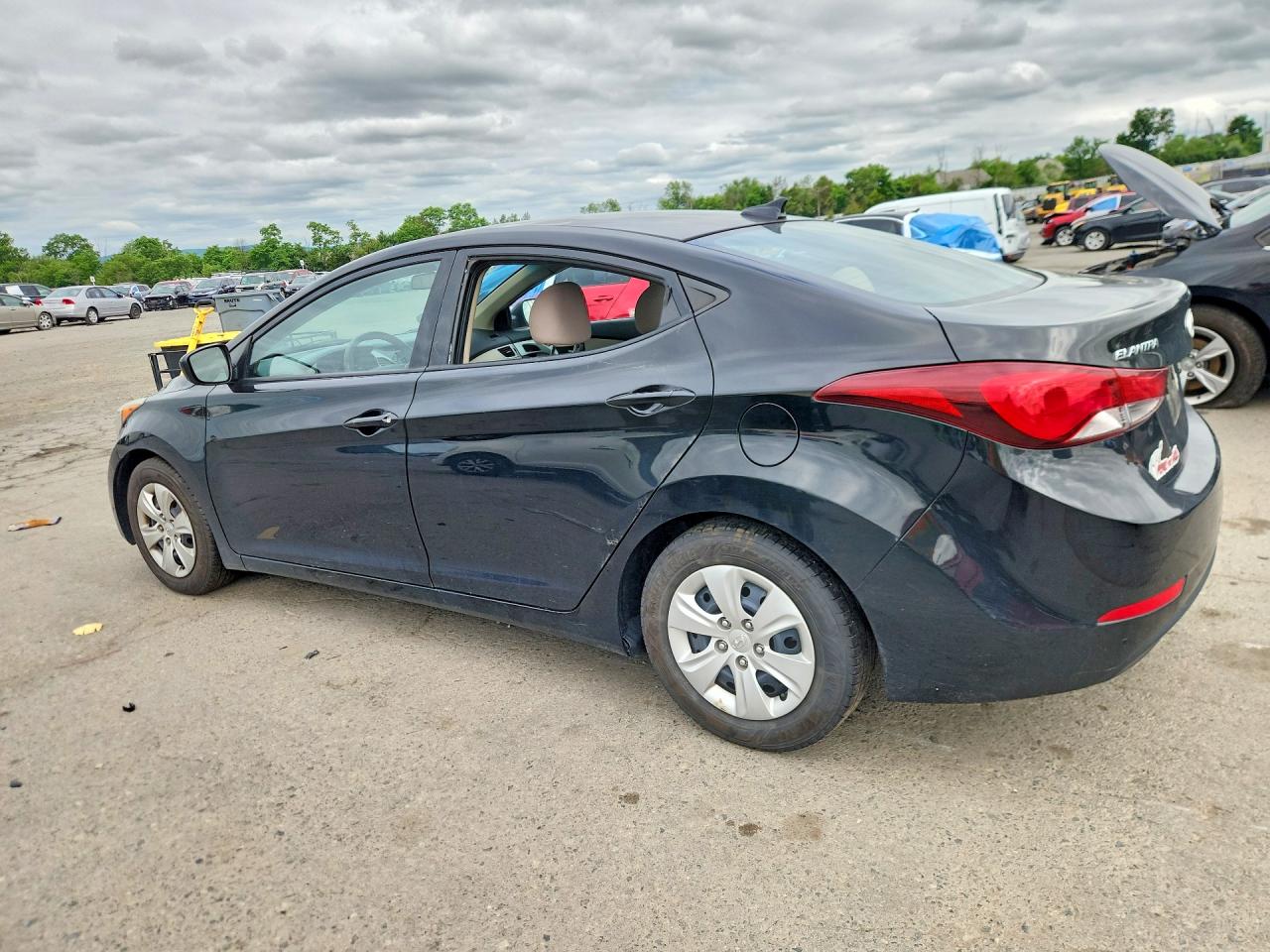 Hyundai ELANTRA Se