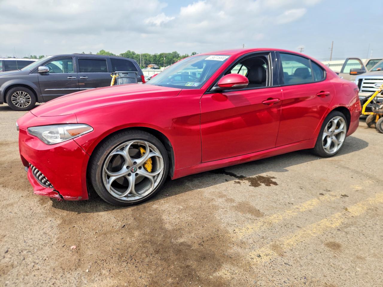 Salvage Alfa Romeo Giulia Image