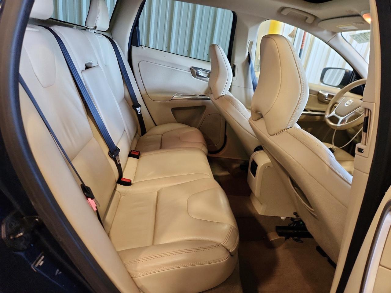 Volvo XC60 T6