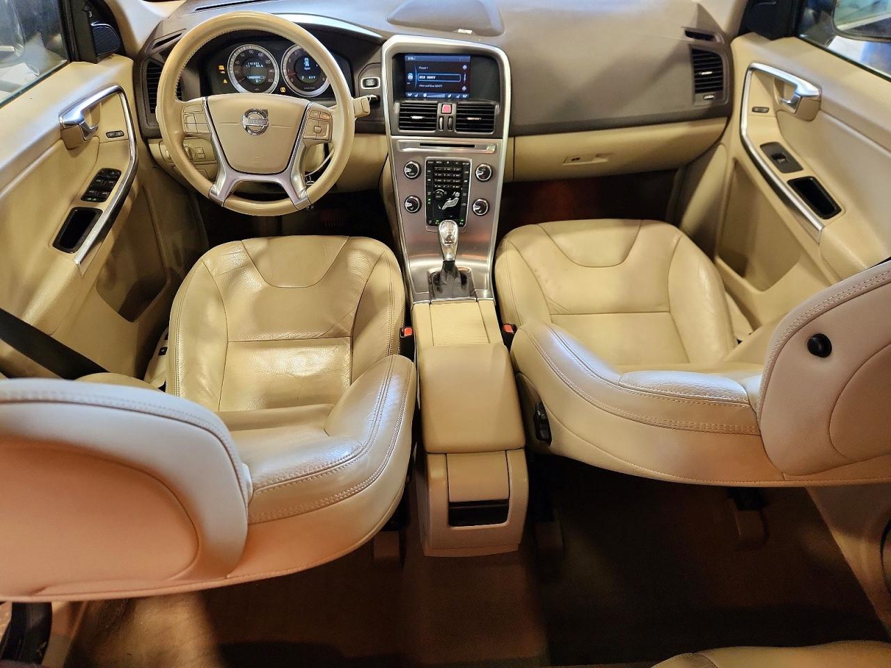 Volvo XC60 T6