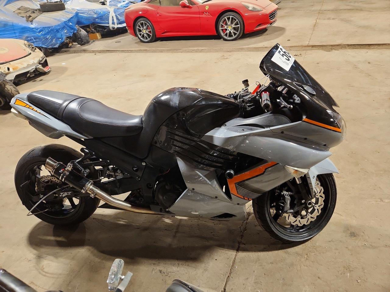 Salvage Kawasaki Ninja Zx14 Image