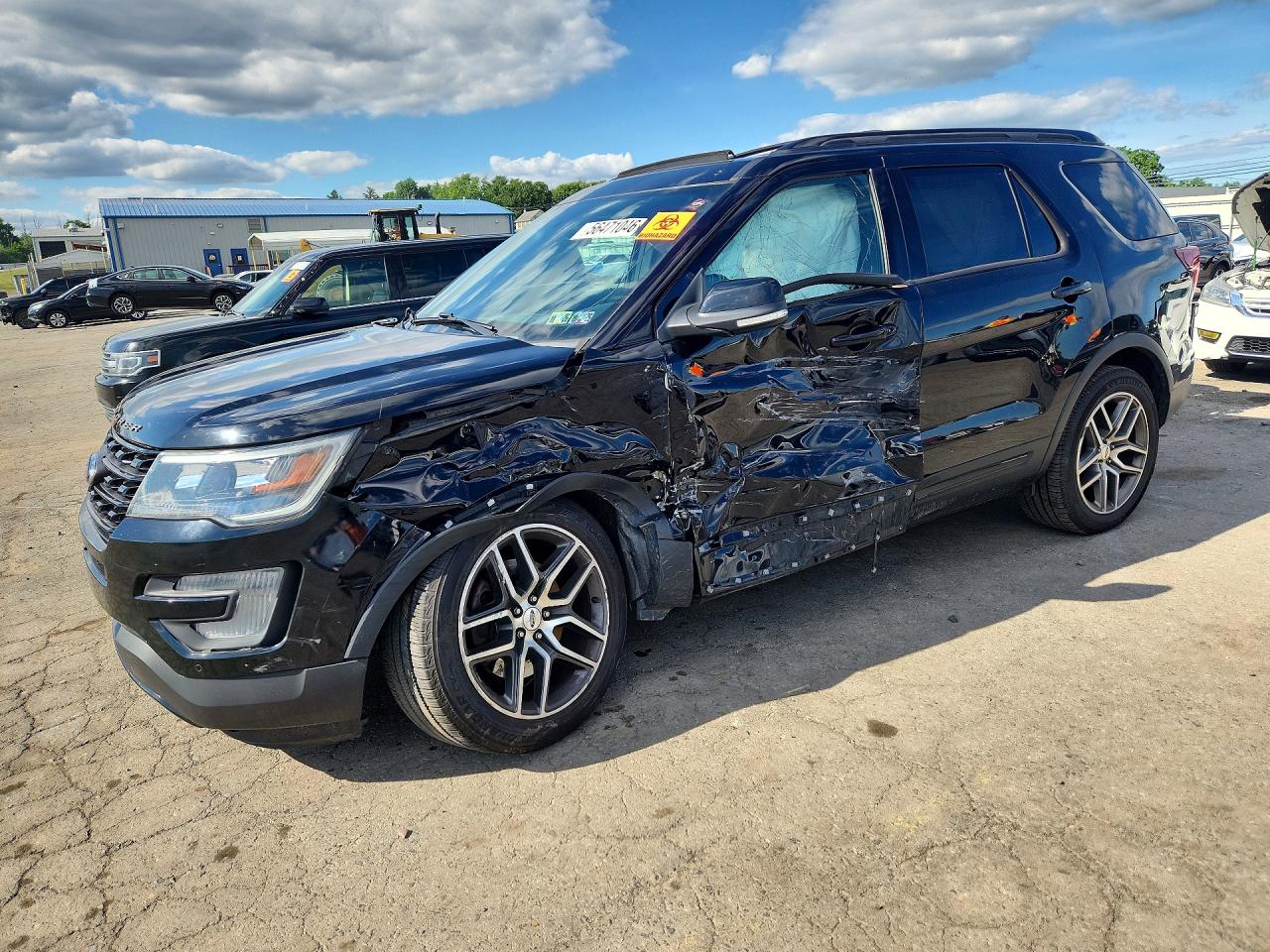 Salvage Ford Explorer Image