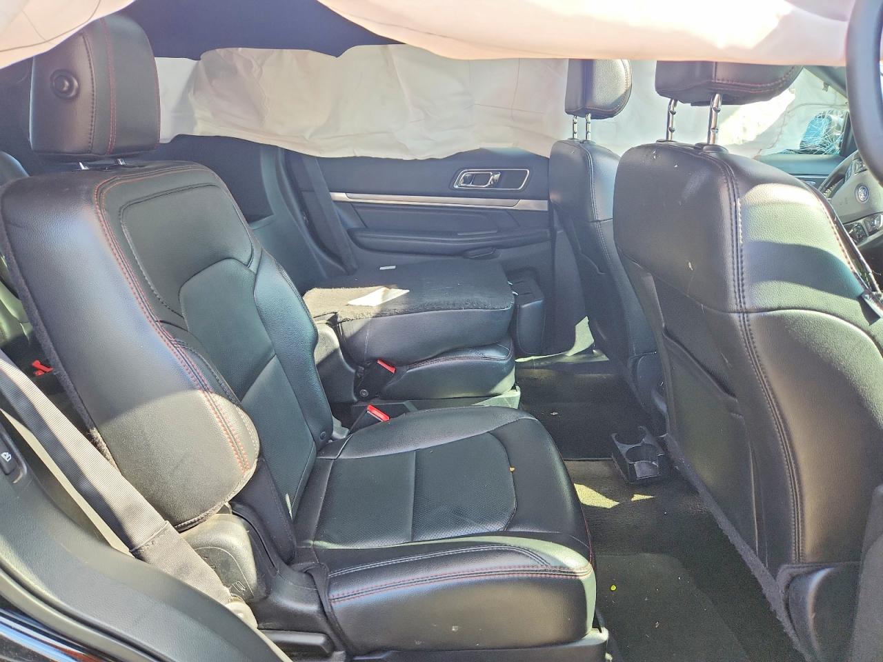 Ford Explorer Sport