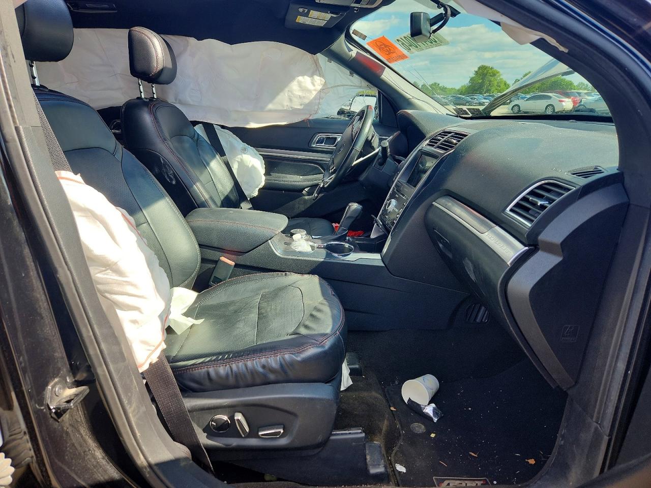 Ford Explorer Sport