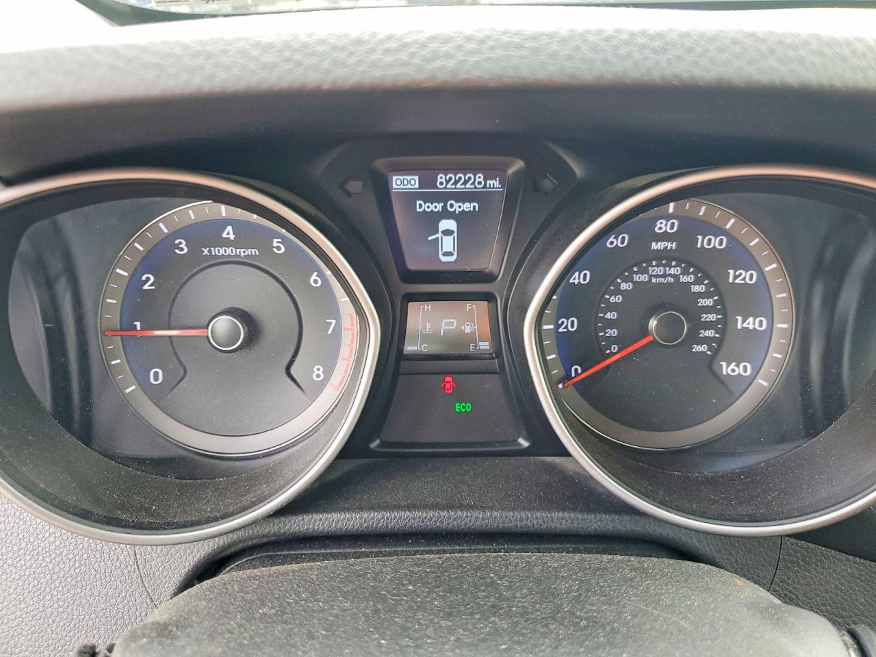 Hyundai ELANTRA Base