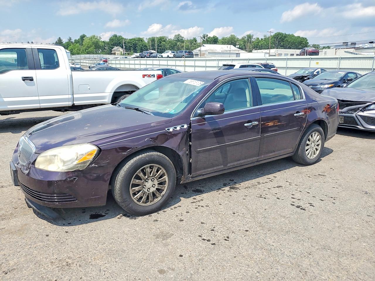 Salvage Buick Lucerne Image