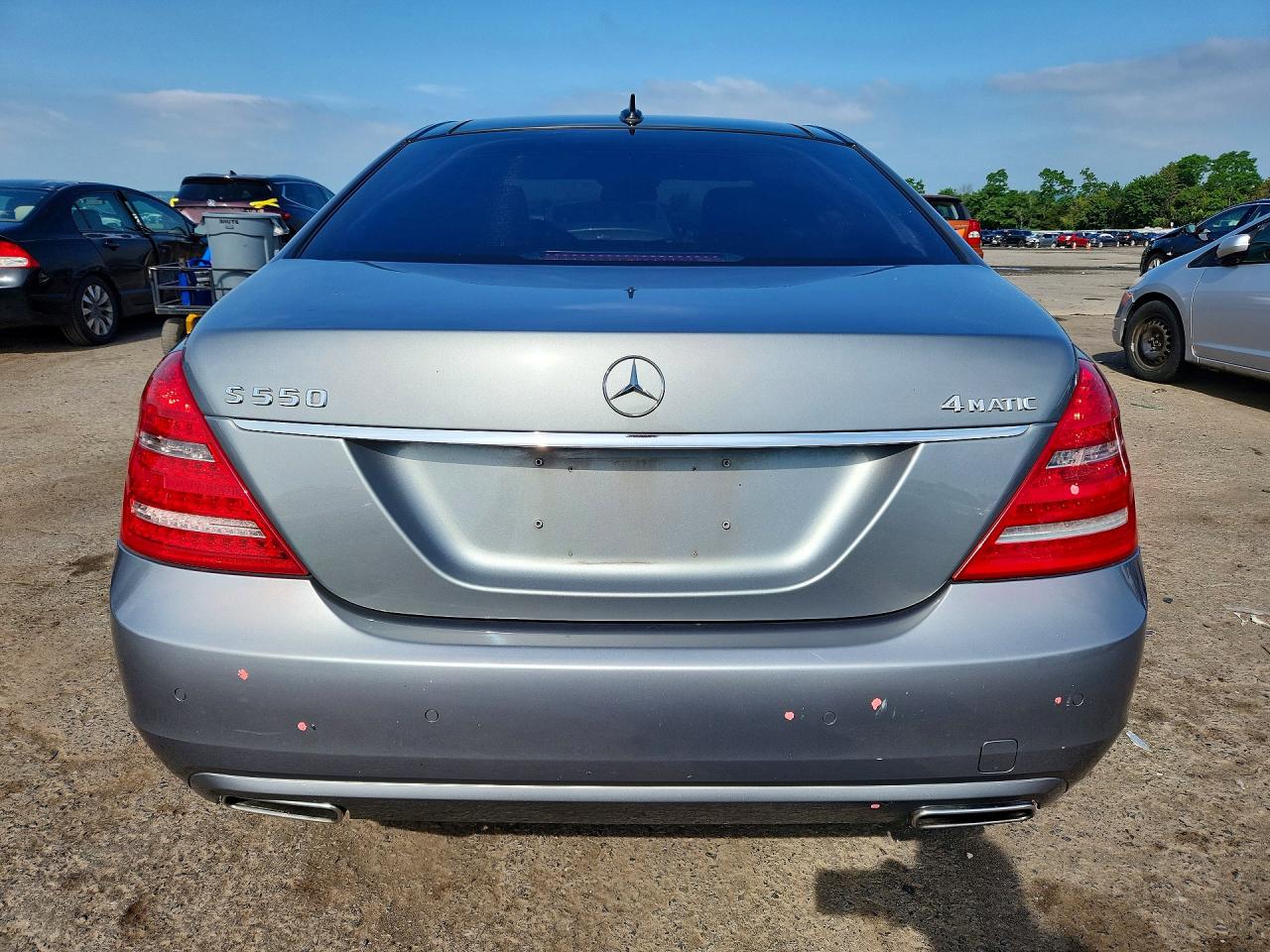 Mercedes-Benz S-Class 550 4matic