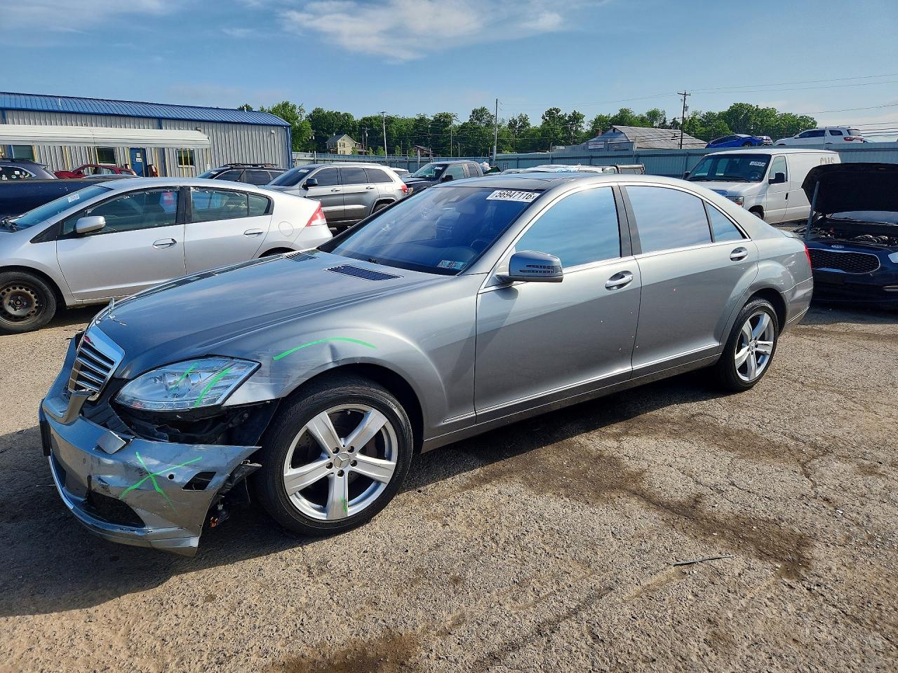 Salvage Mercedes-Benz S-Class Image