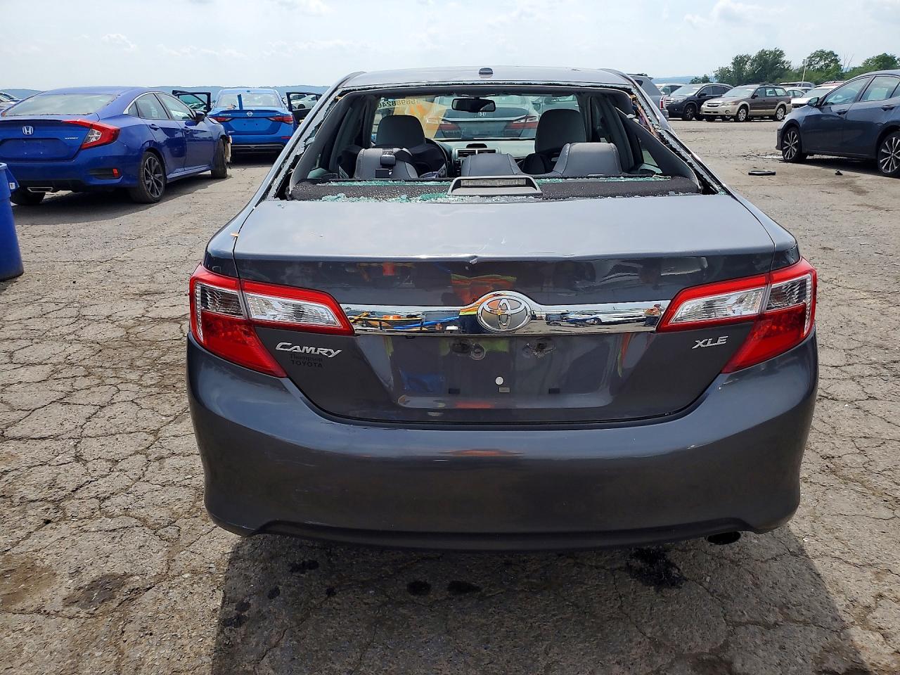 Toyota Camry Xle