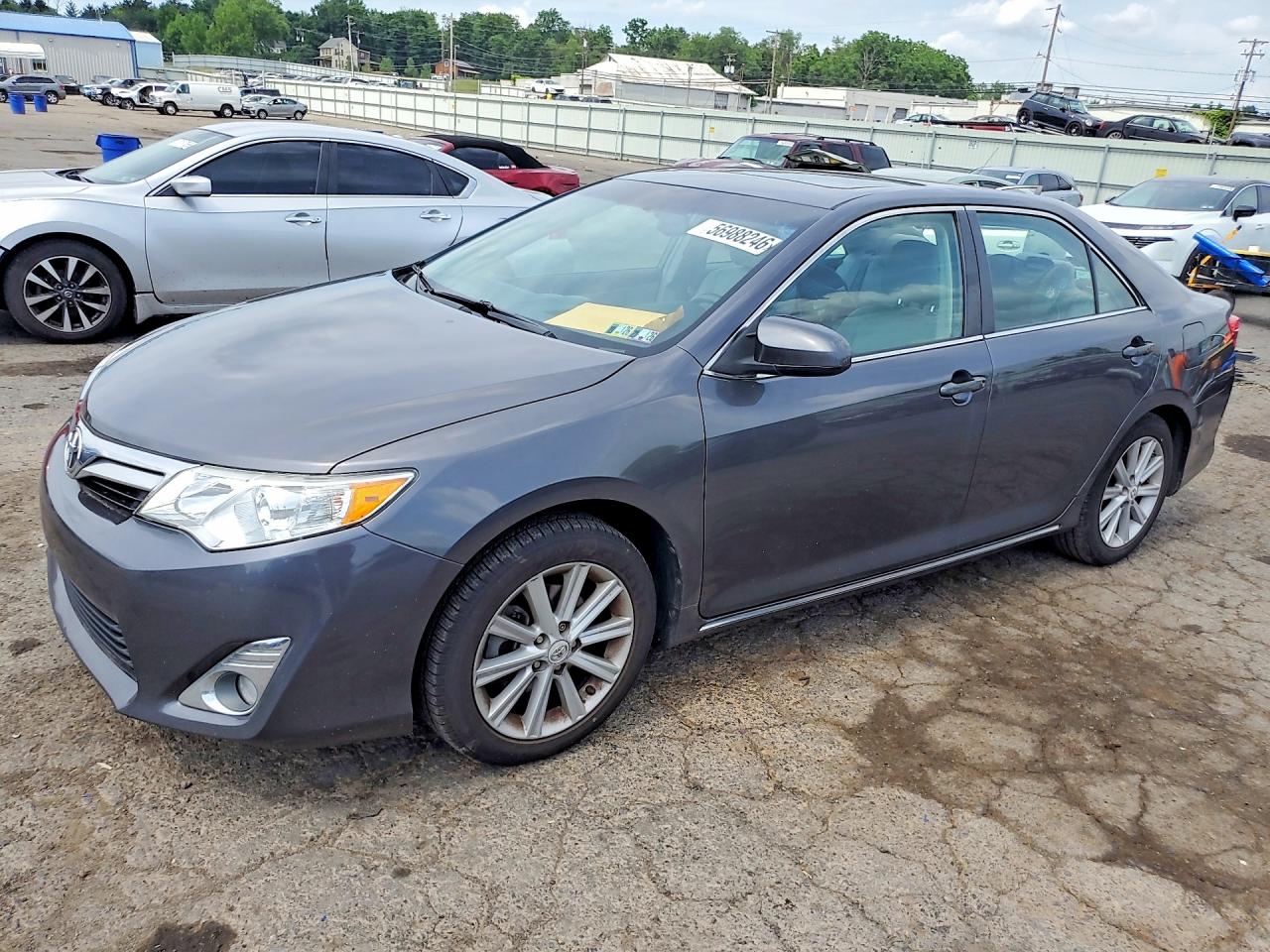 Salvage Toyota Camry Image