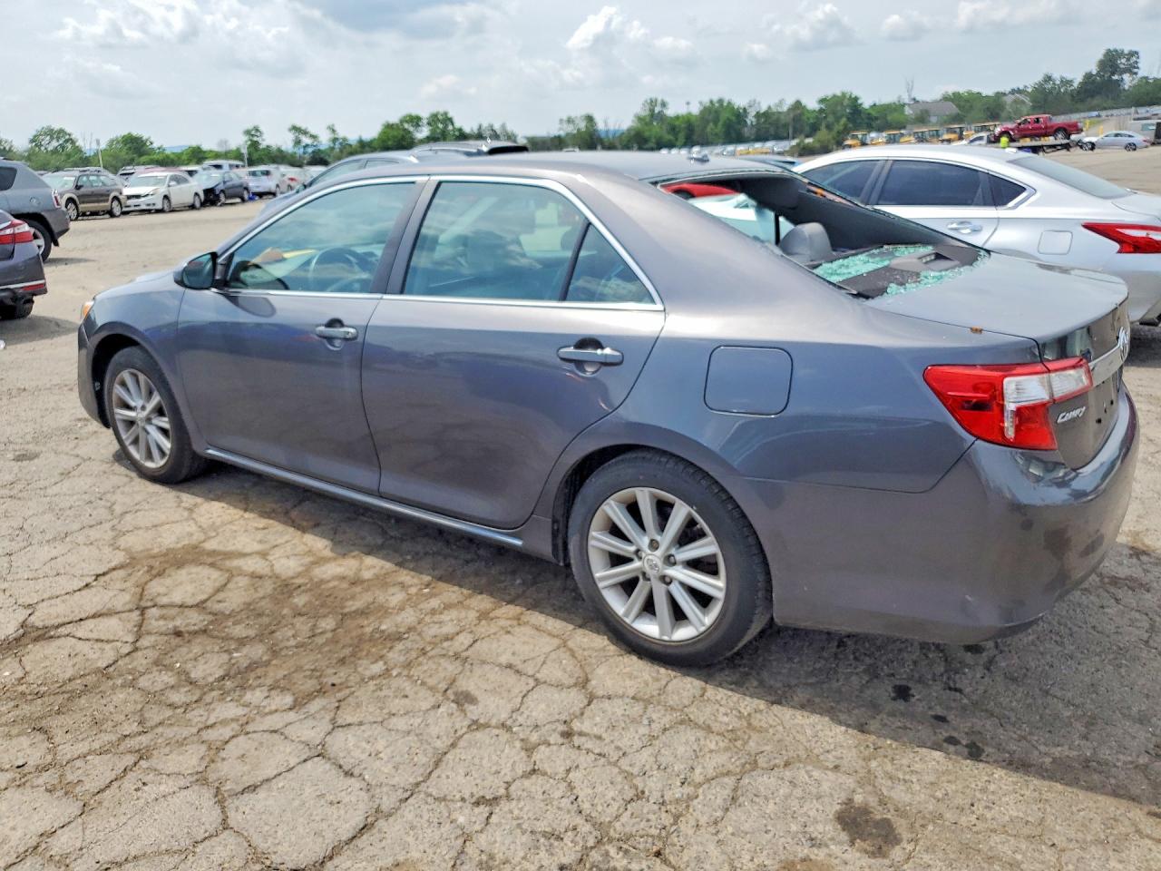 Toyota Camry Xle