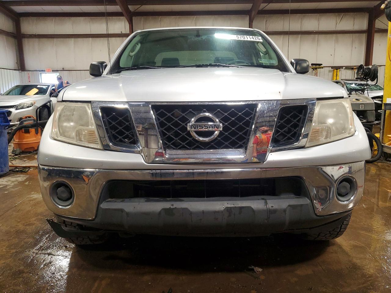 Nissan Frontier Se V6