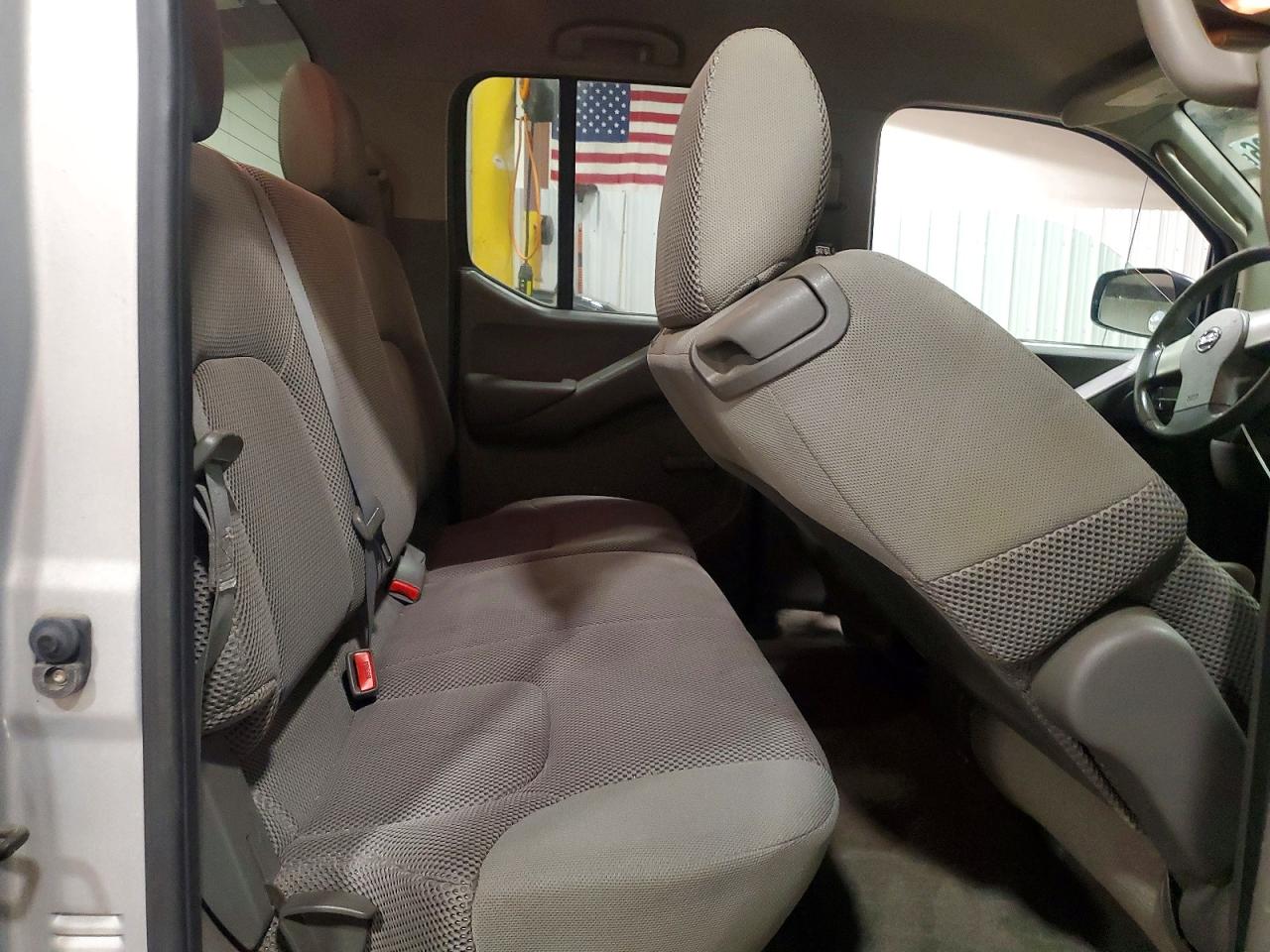 Nissan Frontier Se V6
