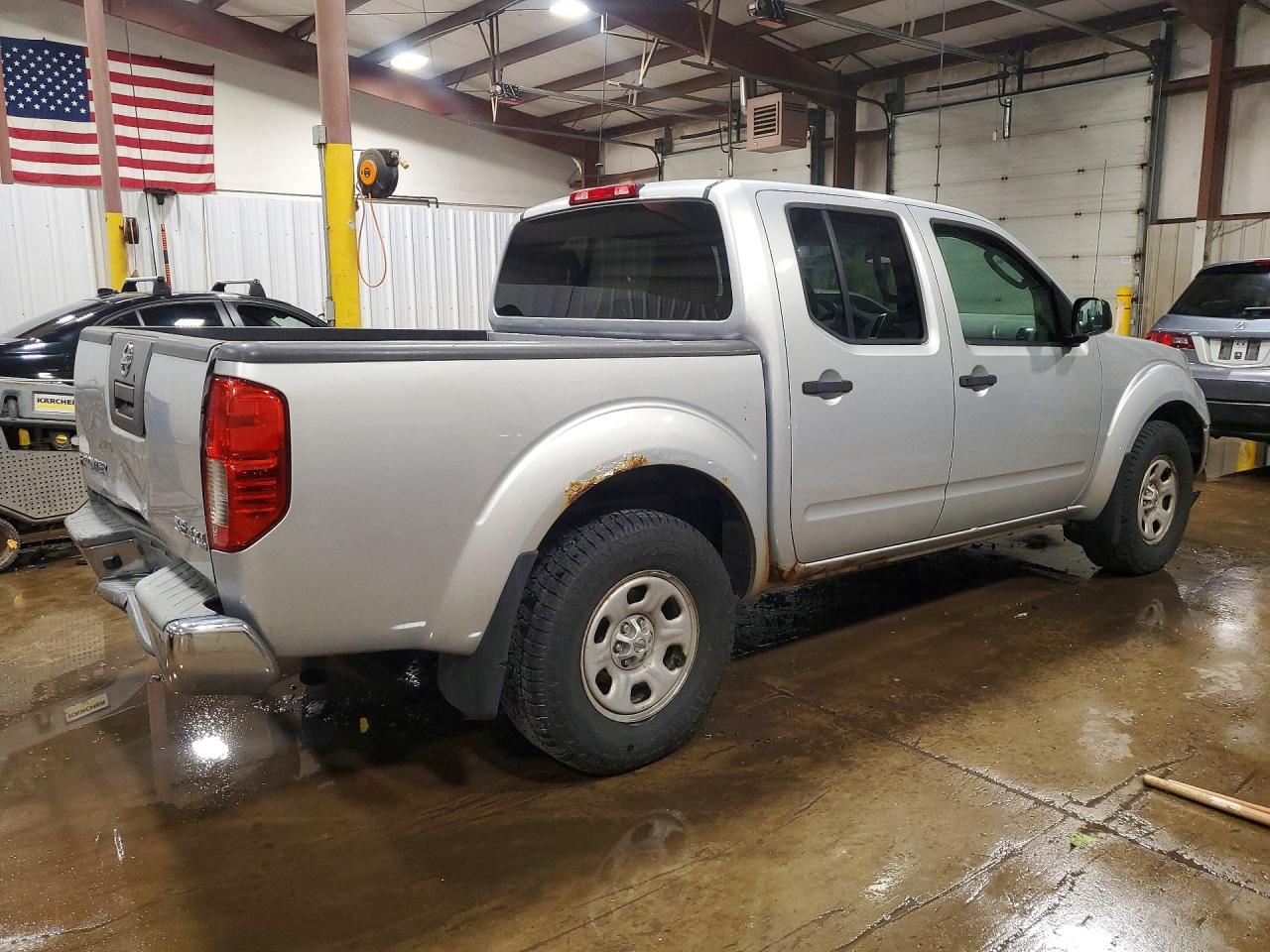 Nissan Frontier Se V6