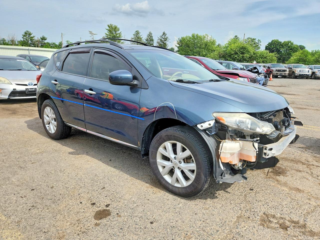 Nissan Murano S