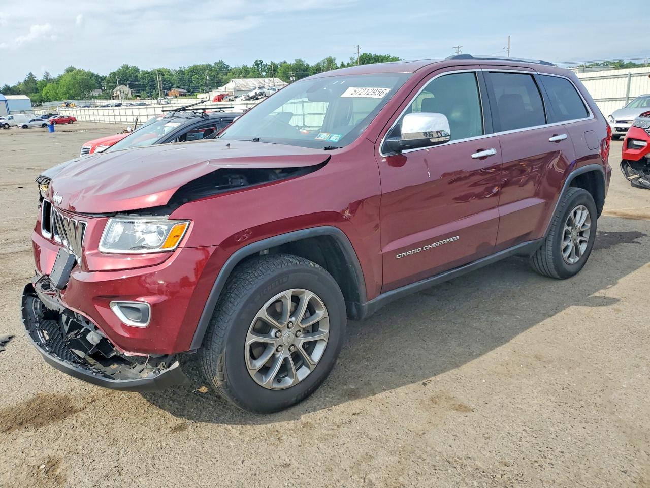 Salvage Jeep Cherokee Image