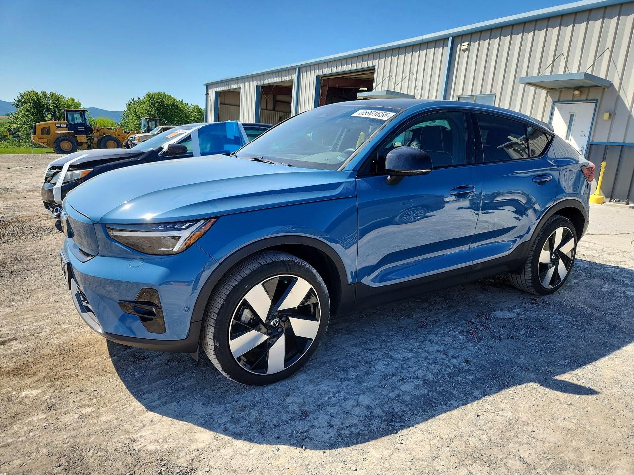 Salvage Volvo C40 Image