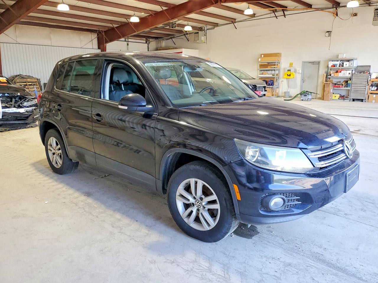 Volkswagen Tiguan S