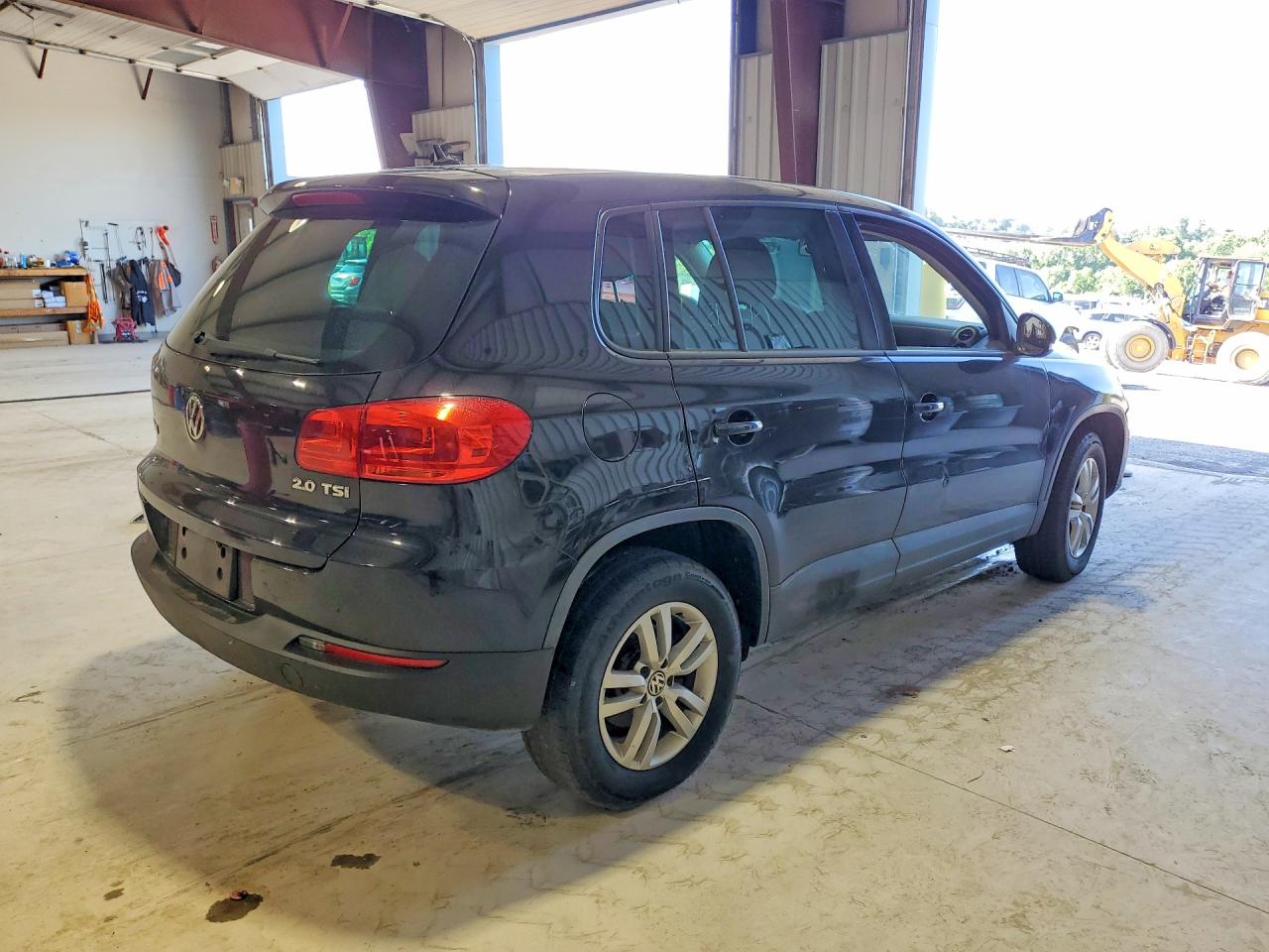 Volkswagen Tiguan S