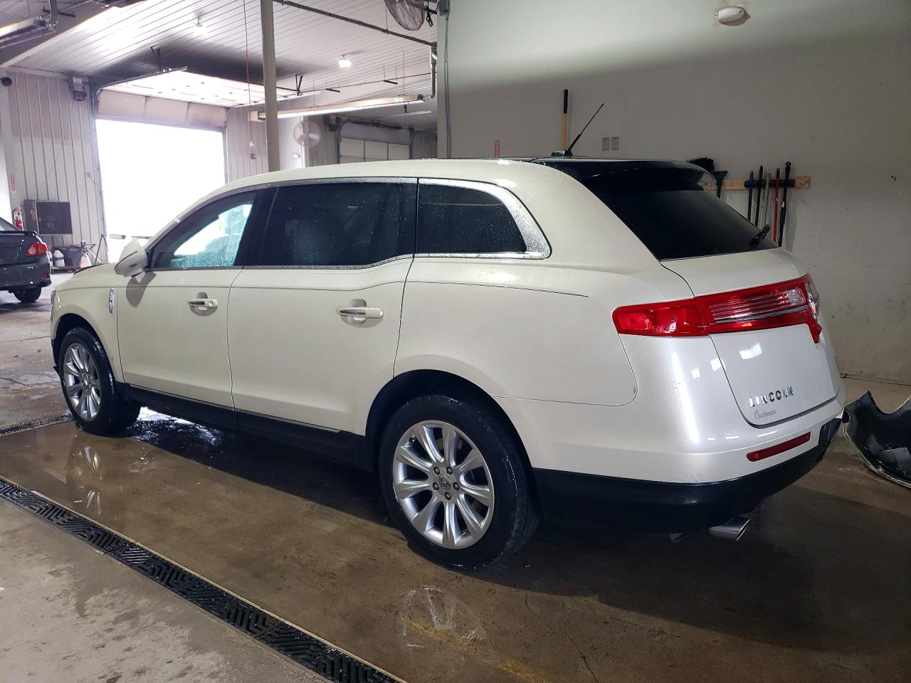 Lincoln MKT
