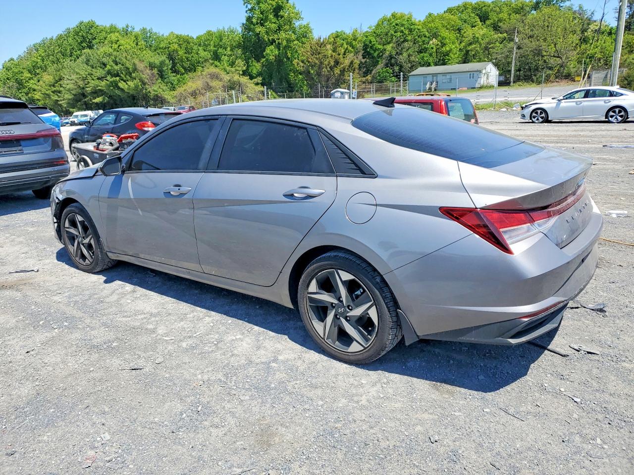Hyundai ELANTRA Sel